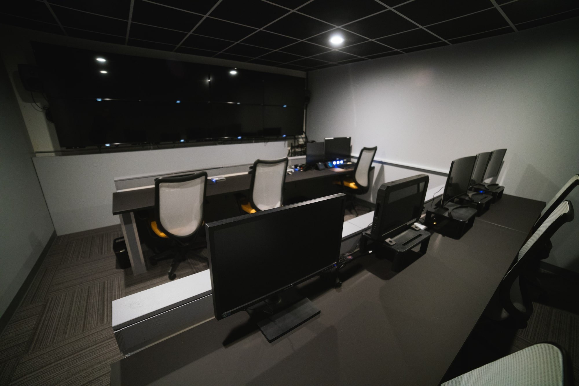 Control Room B2